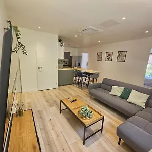 Appartement Le 14b, Saint-Priest (Rhone)